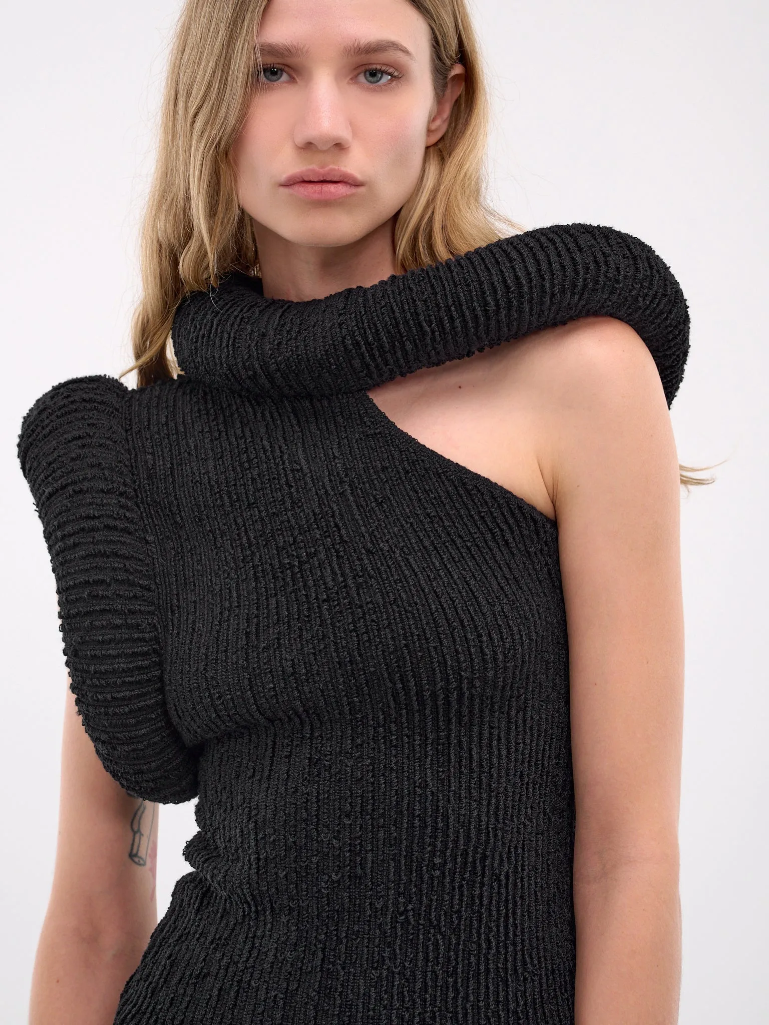 Asymmetric Knit Blouse (A60527-900-BLACK)