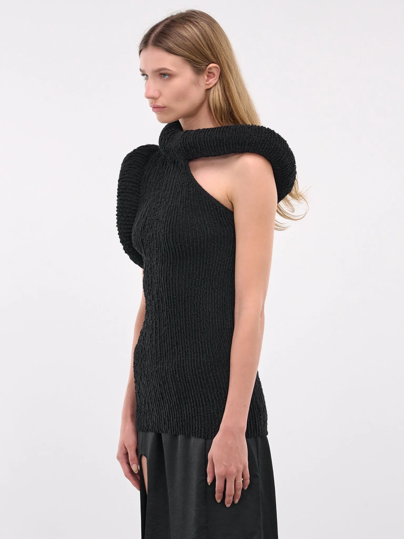 Asymmetric Knit Blouse (A60527-900-BLACK)
