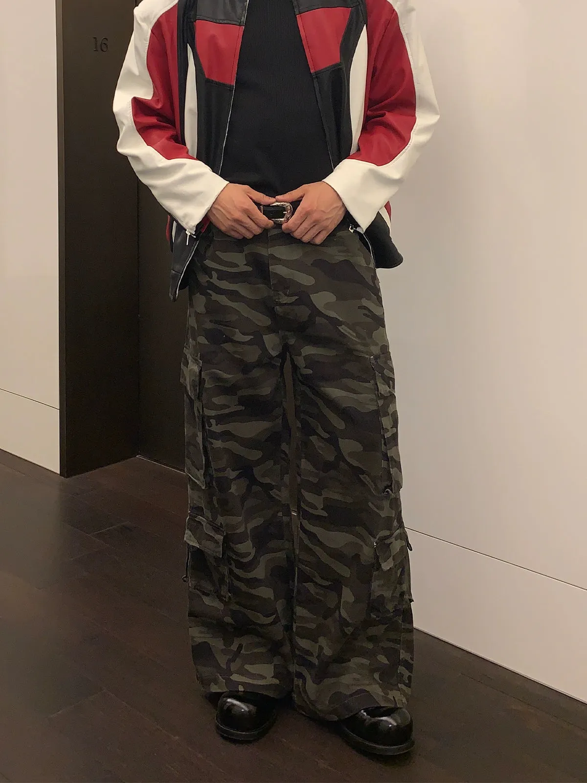 Camouflage Wide Cargo Pants CBJ0089
