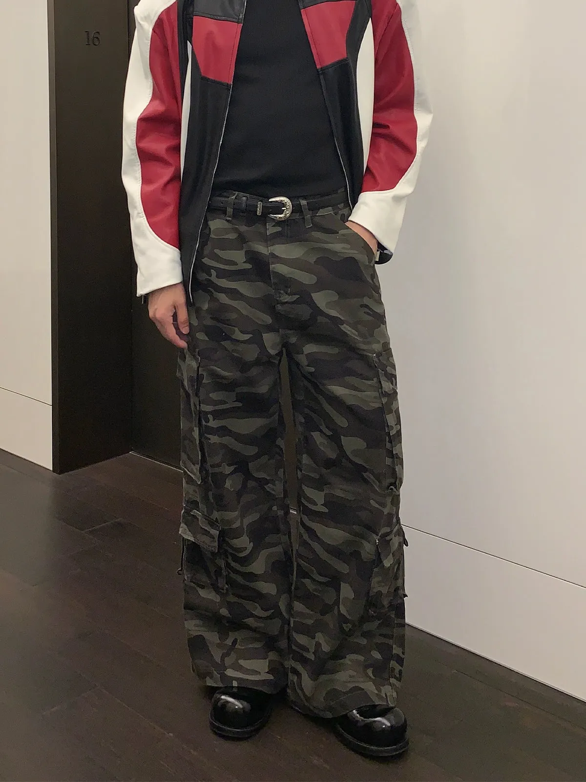 Camouflage Wide Cargo Pants CBJ0089