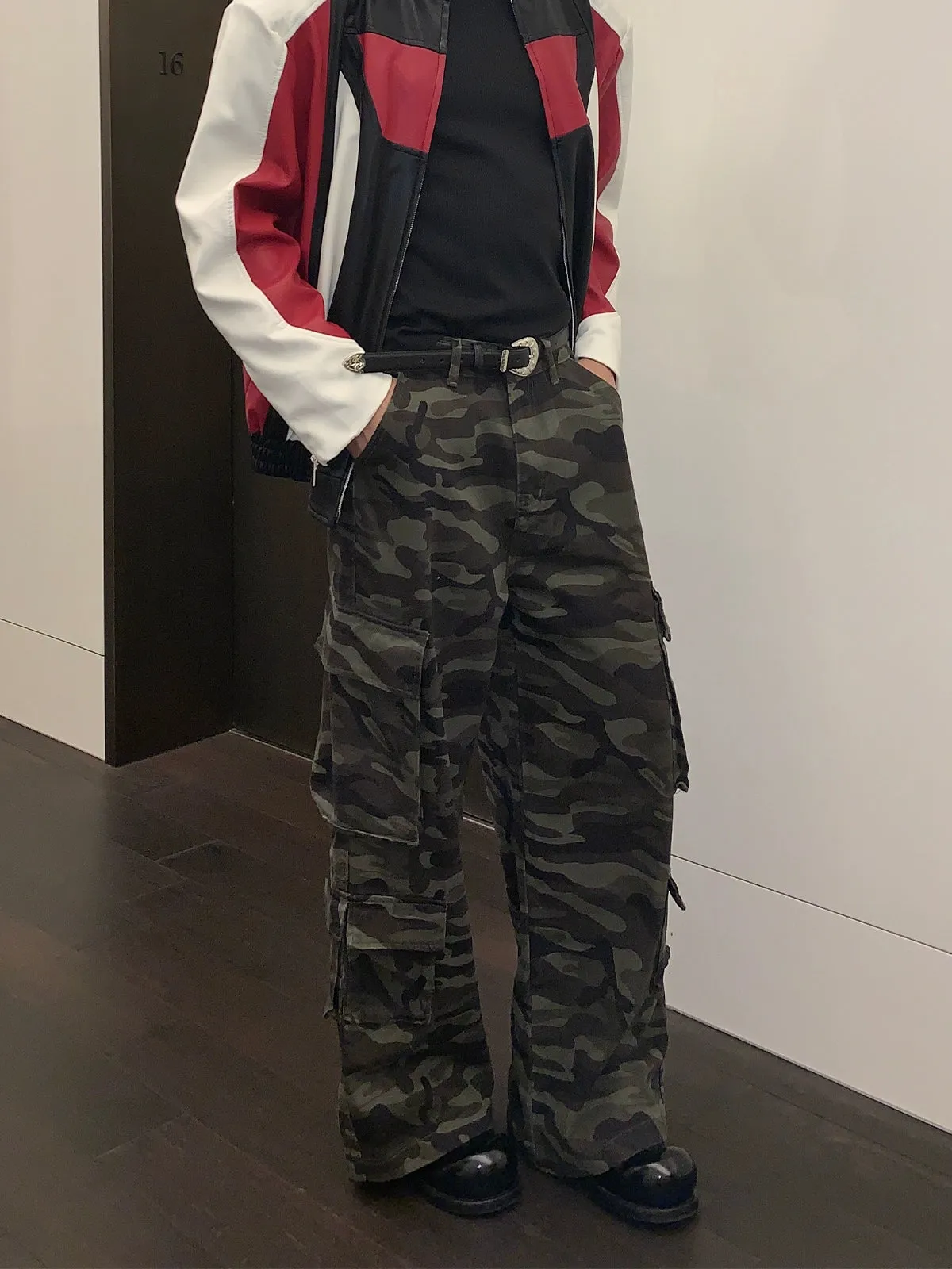 Camouflage Wide Cargo Pants CBJ0089