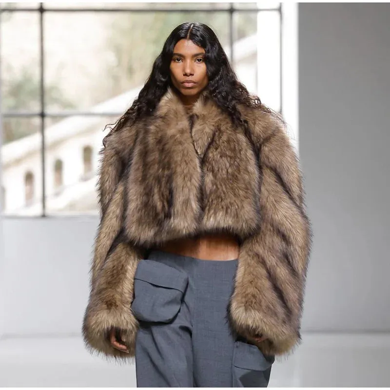 Fashionista Faux Fur cropped Coat thick Large long sleeves