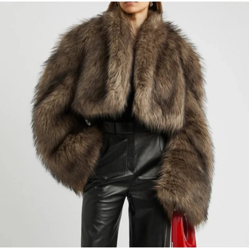 Fashionista Faux Fur cropped Coat thick Large long sleeves
