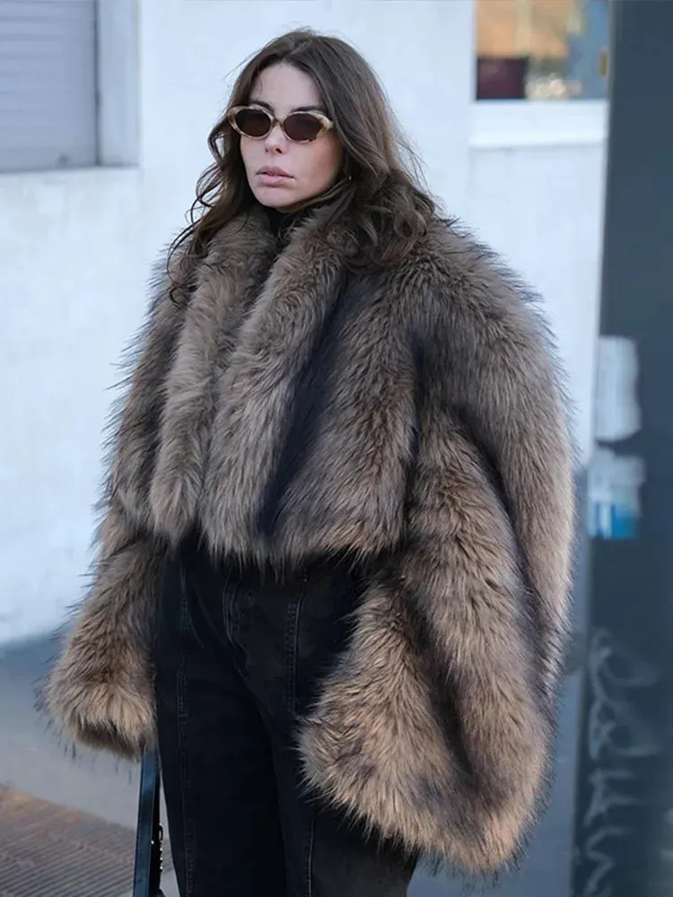 Fashionista Faux Fur cropped Coat thick Large long sleeves
