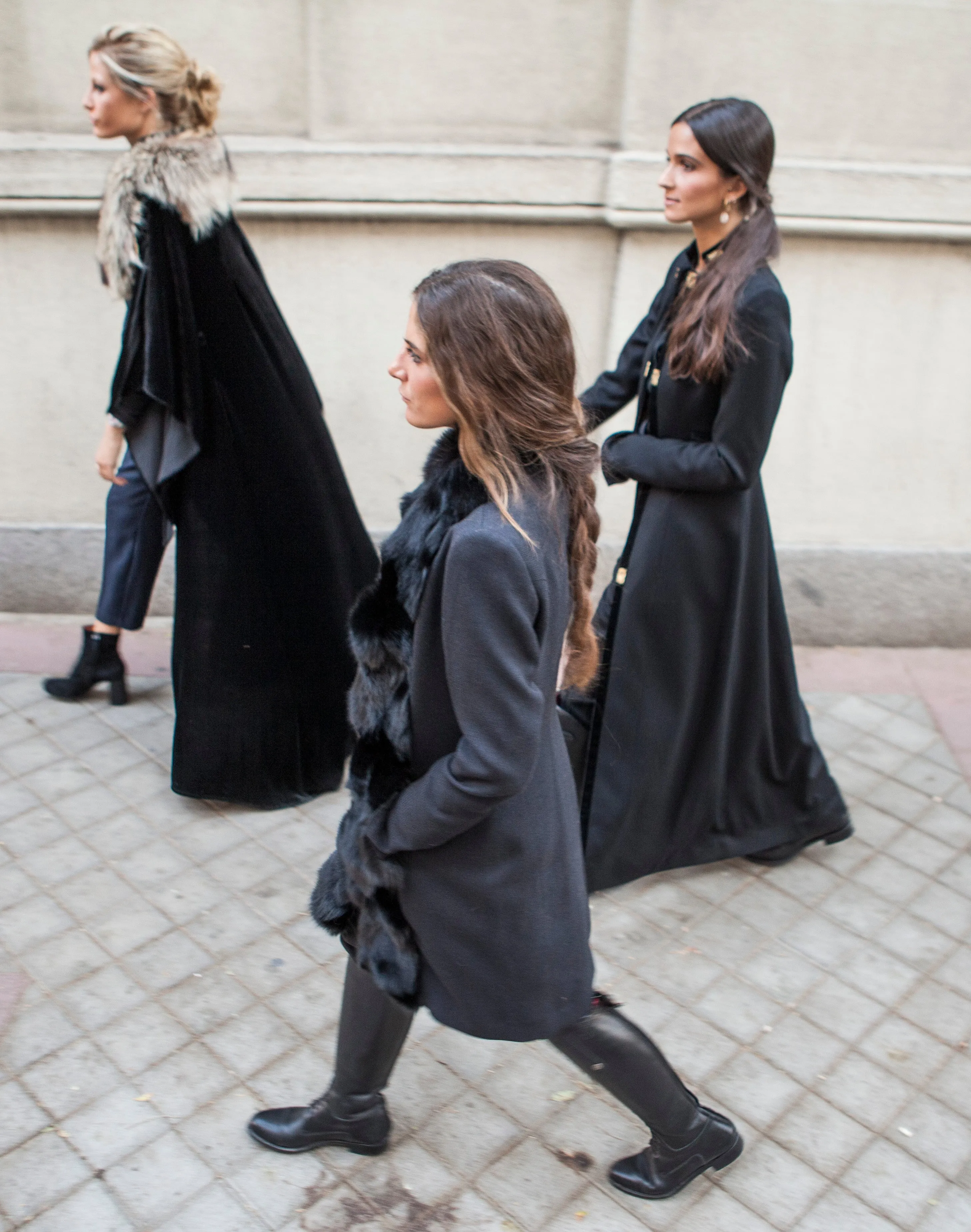 St. Petersburg Short Fur Coat - Black