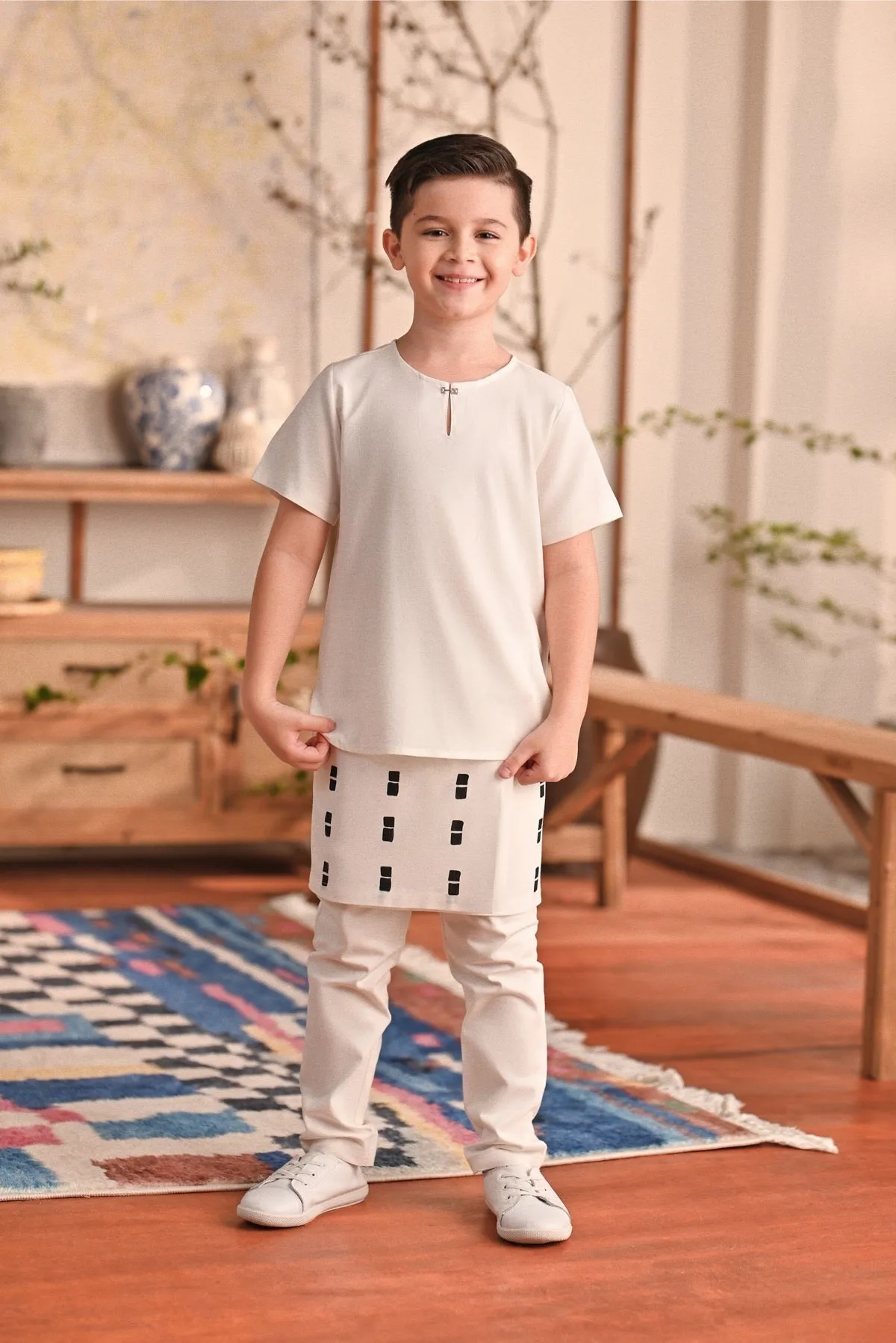 The Perfect Slim Fit Pants - White